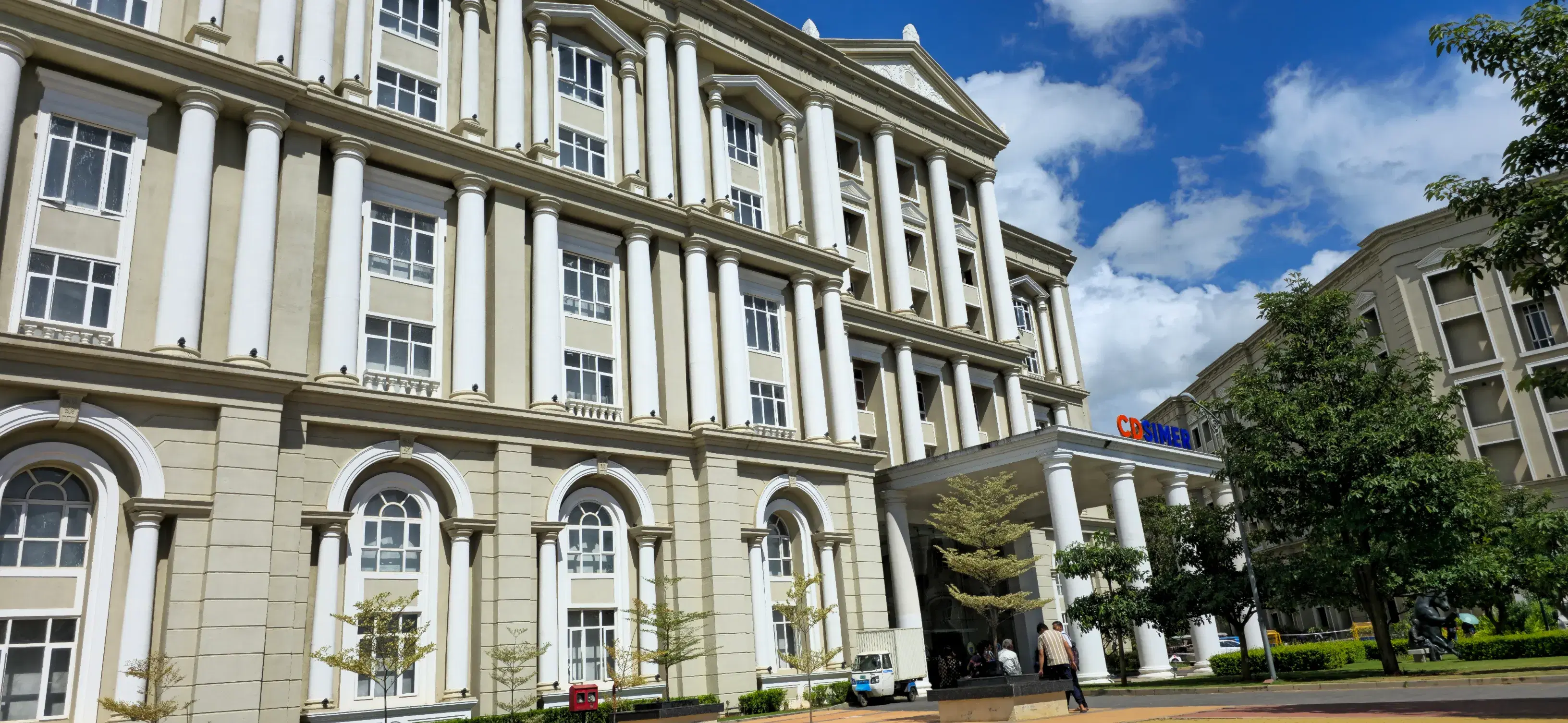 Dayananda Sagar University Bangalore Academic Building photo 6